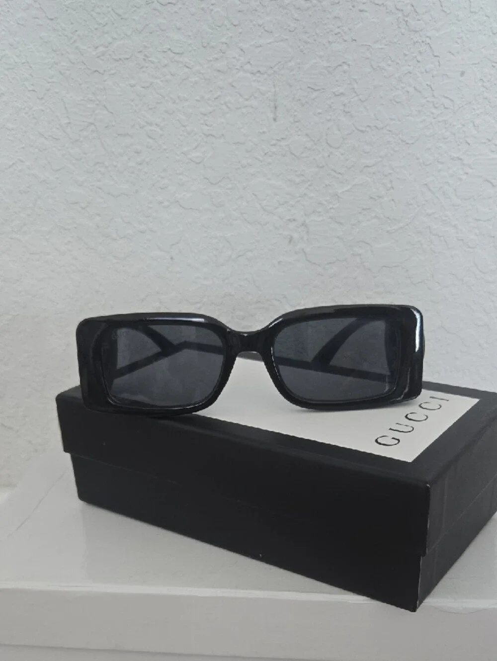 Gucci sleek rectangular